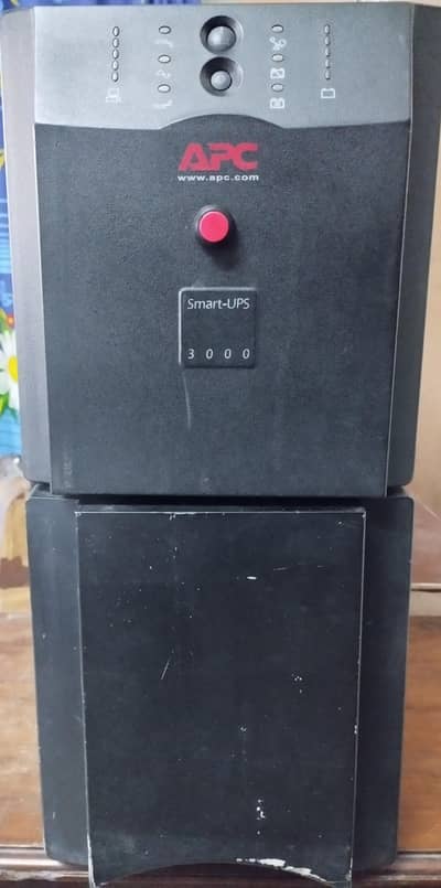 APC SMART UPS 3000