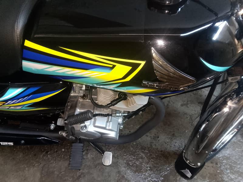 بالکل نیو ہیں چوک مانگا سے علی گڑھ سکول تک بچوں کو لے کر جانے کے لیے ت 3