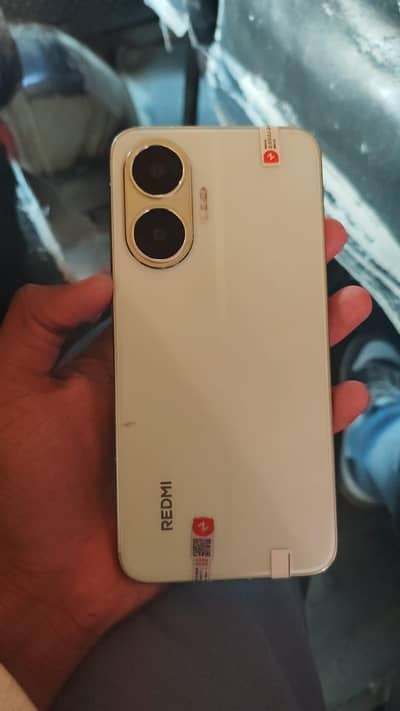 Redmi turbo 4 pro 8s Gen 4 \ 7550 MAH battery