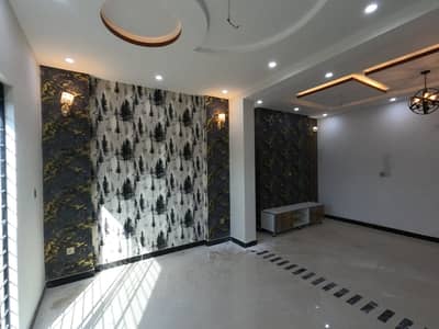 Prime Location In Jubilee Town 10 Marla Lower Portion For rent