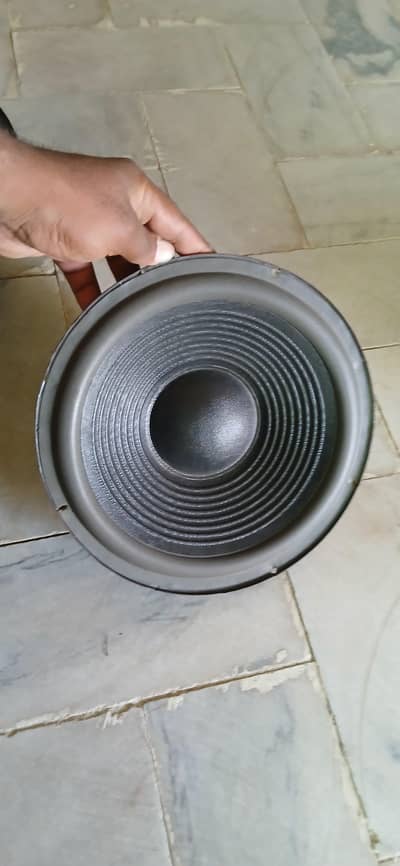 subwoofer