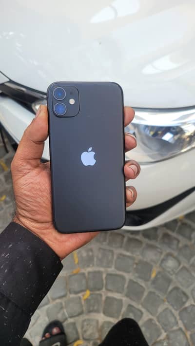 iPhone 11 official pta approved 128 gb