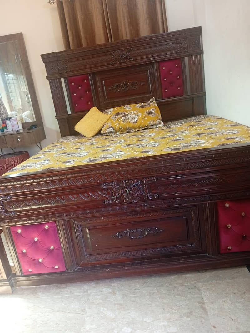 Luxury Sofa & Bed Set – Comfort aur Style ka 3