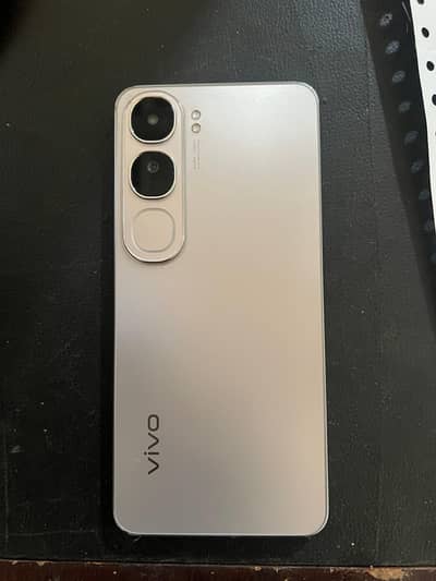 Vivo y 200 Condition 10/10 All ok  warranty 8 months. Back up 7 days