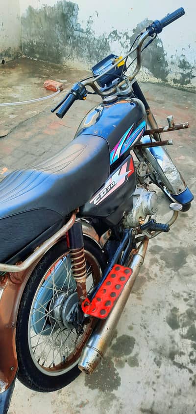 Urgent Sale United 70cc