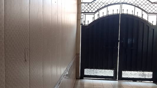 Upper Portion In Madina Town For rent
