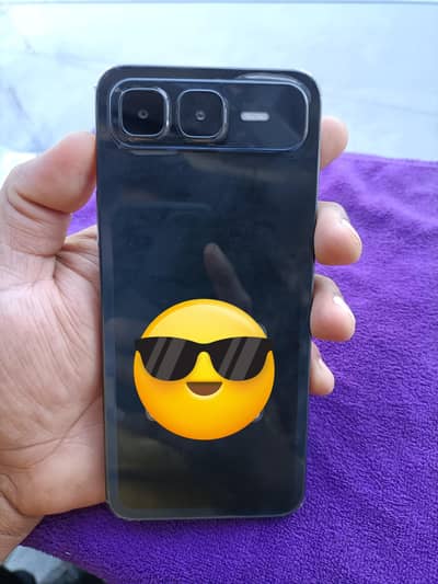 infinix Smart 10 plus Open Box 1 yaer warranty available. 4/128.