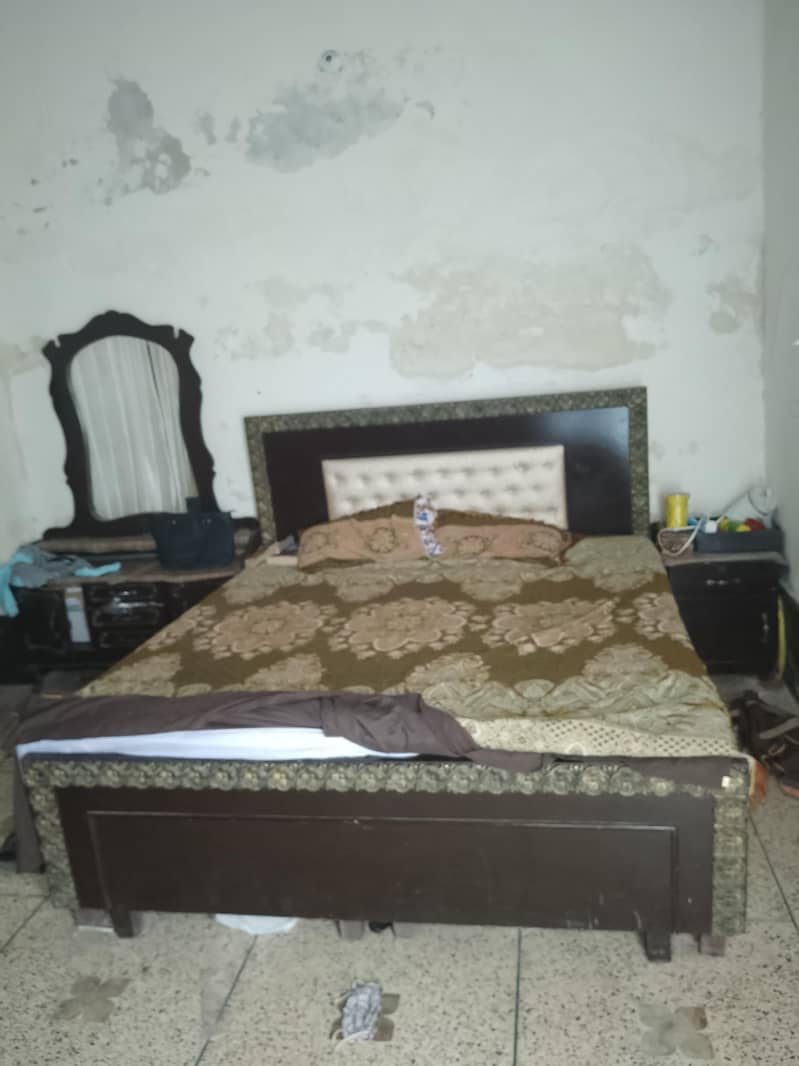 bed dressing 2 side table 0