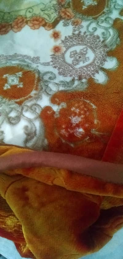 Brand new blanket 200/240cm size for sale