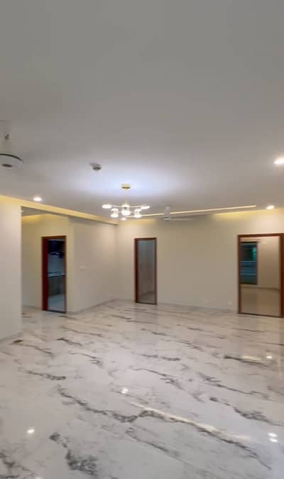 Facing Lak 3 Bed Room Apartments For Sale in Askari 11 Lahore
