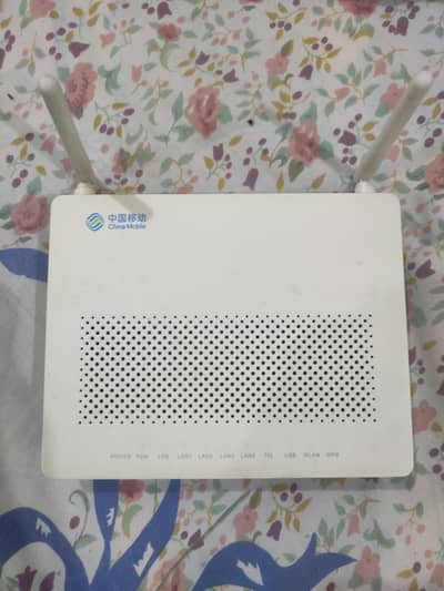 HUAWEI FIBRE OPTIC ROUTER GPON