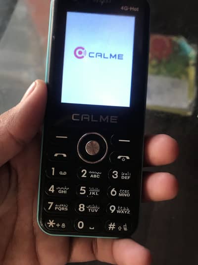 Internet available hy mobile me whatspp bhi chalta hy