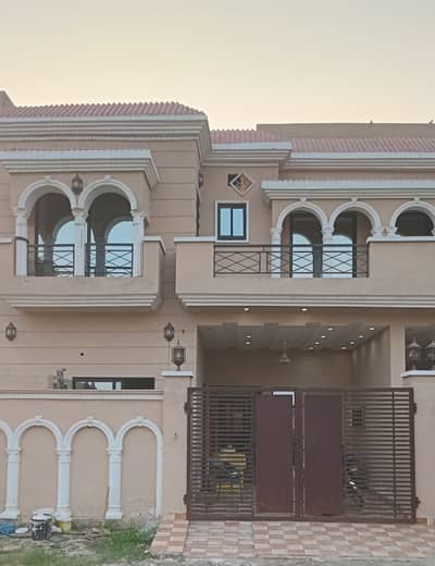 6 MARLA LUXURY VILLA IN EASTERN HOMES