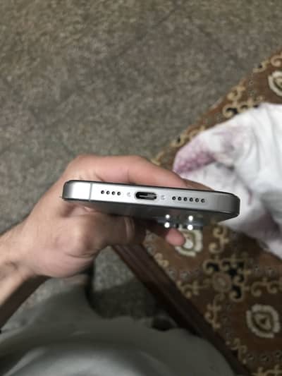 iPhone 15 pro max jv 256gb