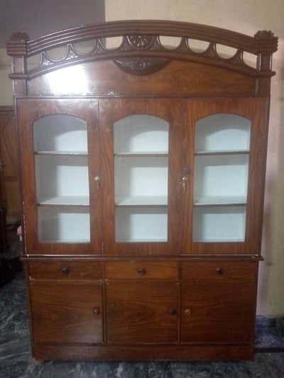 dressing  and showcases