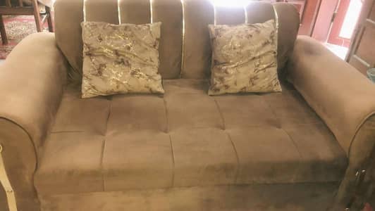 7 seater sofat set for sell!Condition is 10/10 Excillent. .