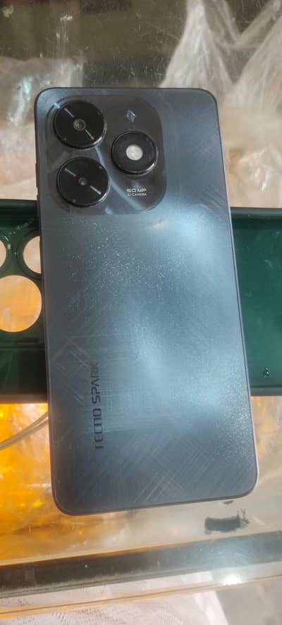 Tecno spark 20c 8gb 128gb with completely box