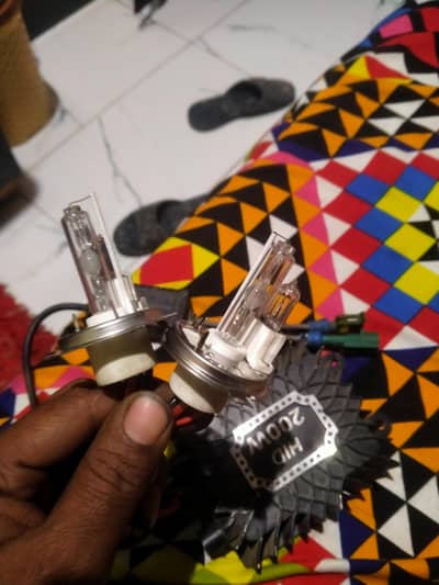hid headlight bulb god condition hid 200