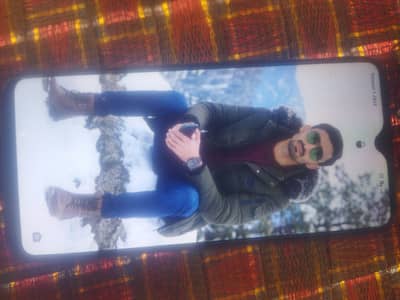 muzaffer Ghar 10 by 8 all okay  not box .  4, 64