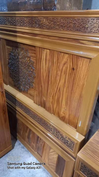 wooden bed 1 month use 4 sale