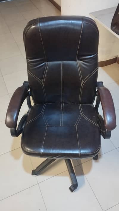 Executive Chairs|CEO Chairs|Office Chairs