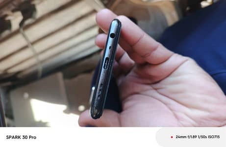 oppo A95 8 128 Gbs Finger print on Displays