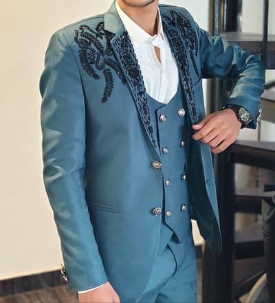 3 piece Pant coat In new condition