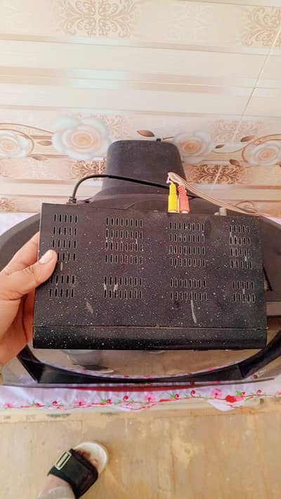 Dish Receiver full hd quality 3 month Chala hai