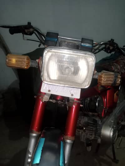 YAMAHA YBR 100 , Model 2008 Karachi
