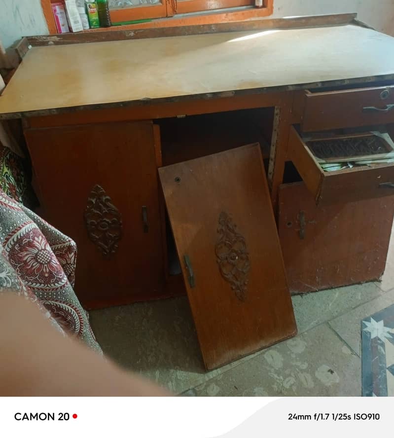 Tailor cutting table 2