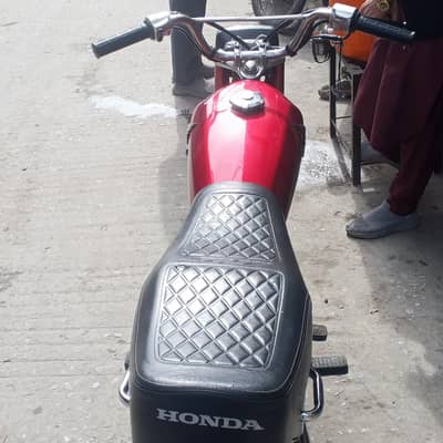 Honda 5 model Hain documents poory Hain baiomtric bi Hain