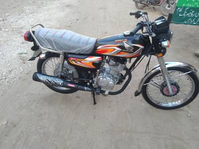 Honda CG 125 22 Model Punjab registered