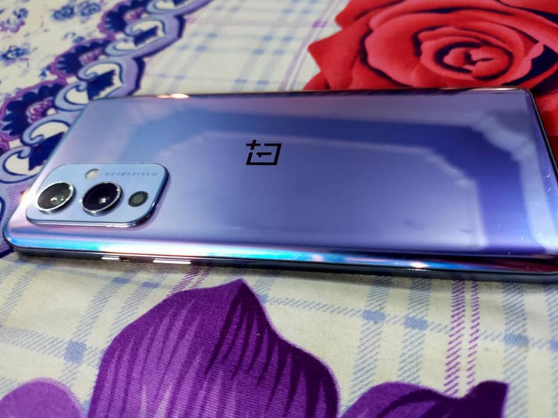 OnePlus 9 3