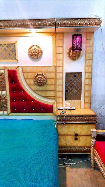 sell ful room sat  bad  almari 3 door dewaider 3 Door dressing table