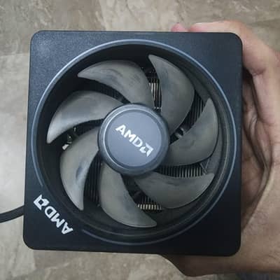 AMD Wraith Prism ARGB CPU cooler