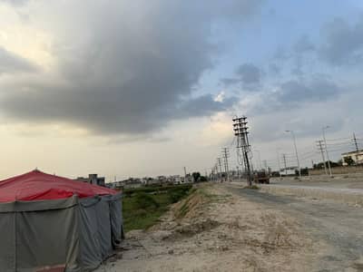 10 MARLA PLOT FOR SALE IN LAKE CITY MEADOWS