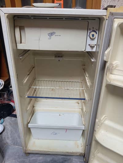 large single door fridge