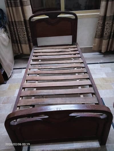 Sheesham Wooden Single Bed
