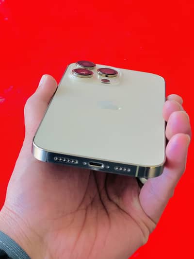 Iphone 14 pro max gold