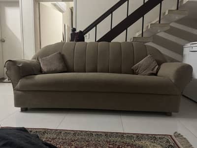 5 seater sofa set with 1 centre table and 2 side tables