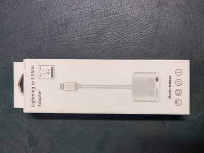 2-in-1 Lightning to 3.5mm Audio & Charging Adapter for iPhone