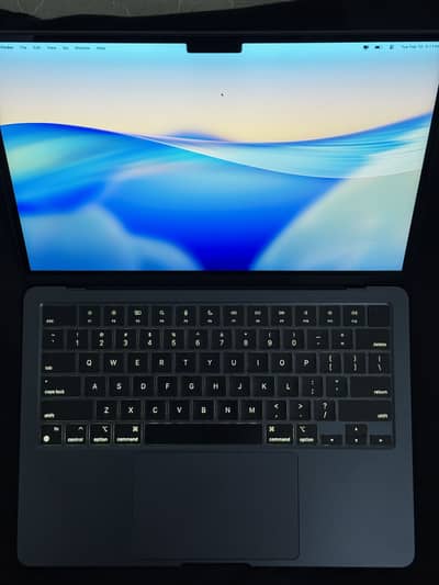 MacBook Air M2 (2022)