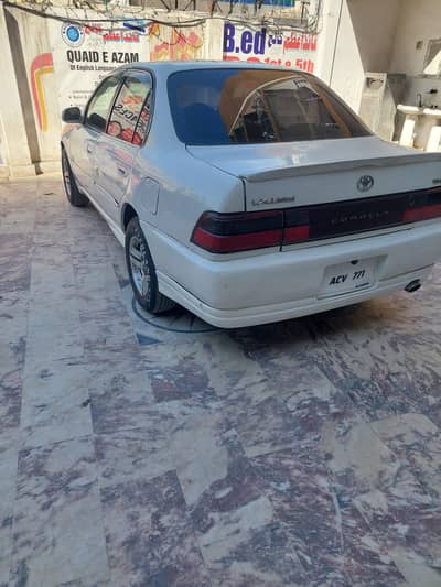 Toyota Indus Corrolla 2000 model