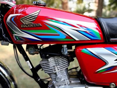 Hondas CG 125 2022 /2023  RED Febulus Condition Gift For Honda Lover