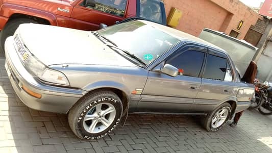Toyota Corolla 1990