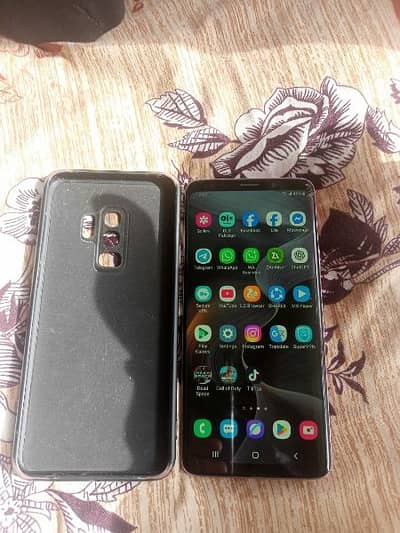 SAMSUNG S9PLUS 6/64 gaming read description first