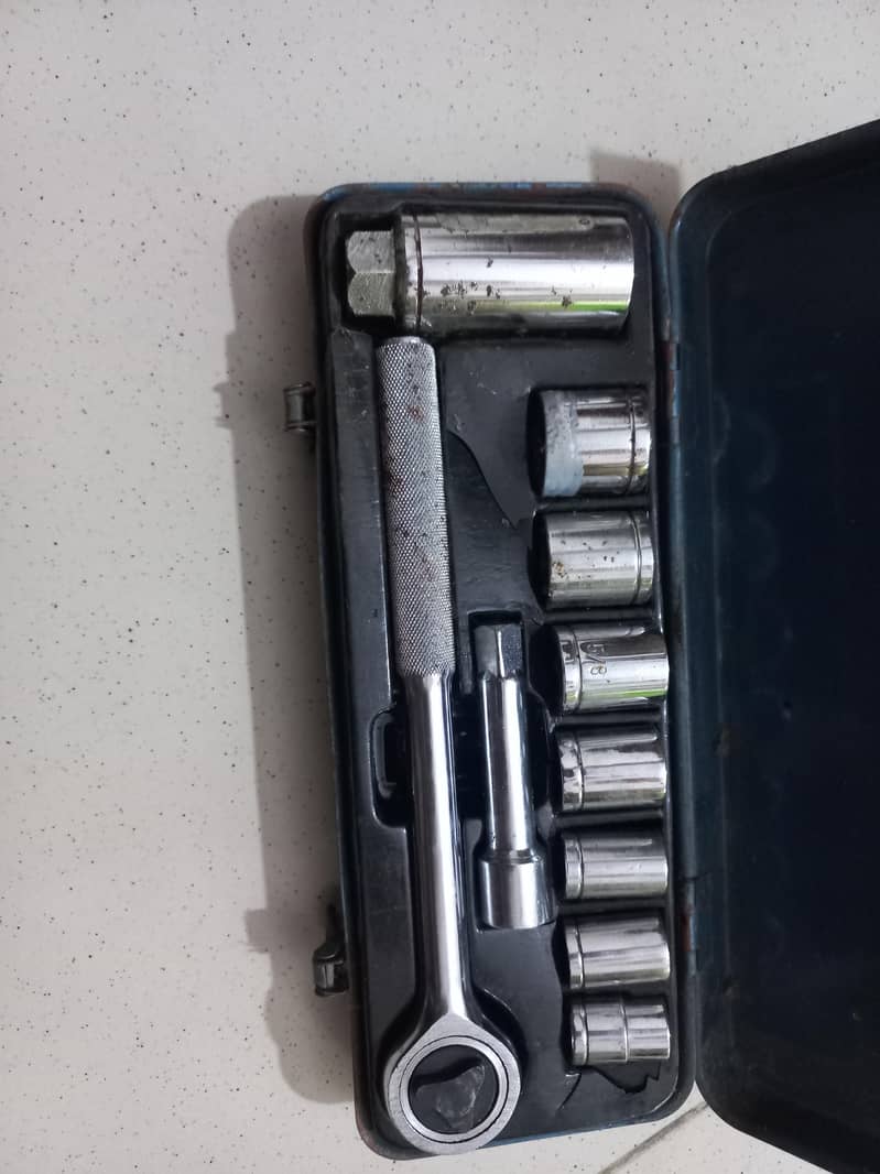 Socket wrench set 1