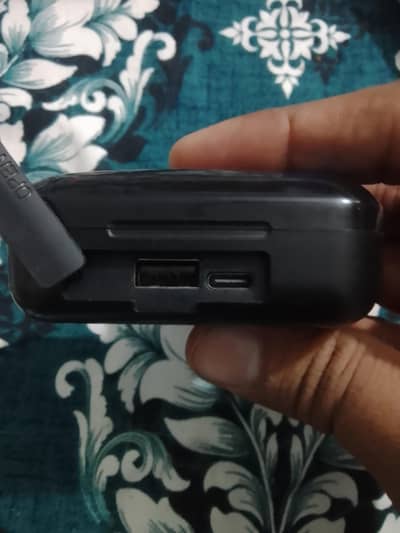 m10 Blue headphone all ok g