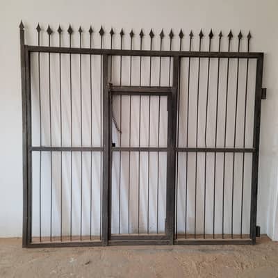 have duty steel gate