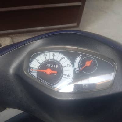 Suzuki smart scooty urgent sale